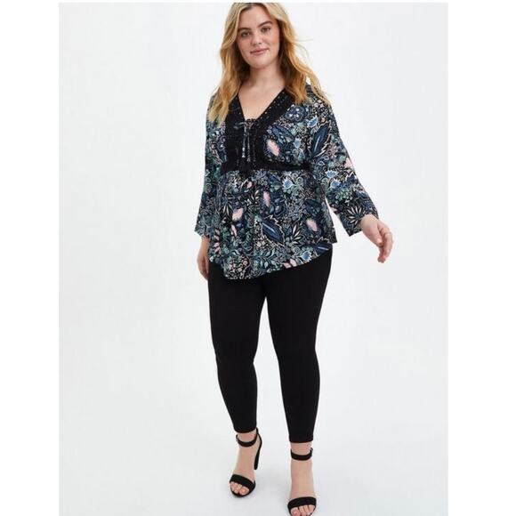 TORRID Lace Up Babydoll Top Sz 2 - Picture 2 of 11